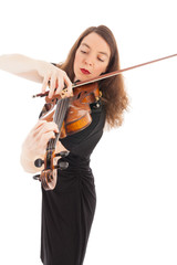 Die schöne junge Frau spielt auf einer Geige
