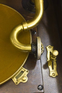 Vintage Phonograph Closeup With Turntable and Needle 6