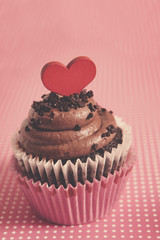 Vintage Heart Cupcake