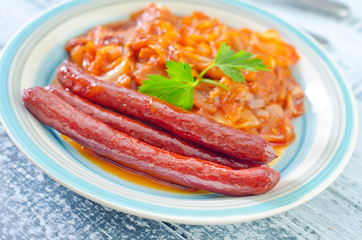 sausages with fried cabbage