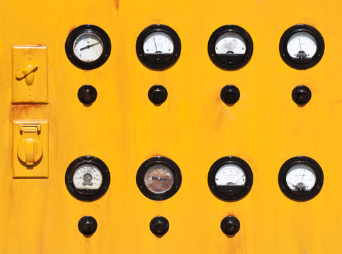 Vintage gauge panel