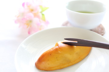 Japanese confectionery, baked sweet potato cake and green tea