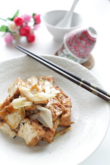 Chinese cuisine, tofu and leek stir fried