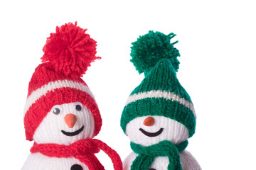 couple of snowman with hat and scarf