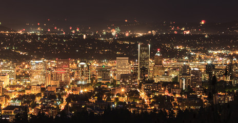 Fototapeta na wymiar Portland Oregon, USA Fireworks.