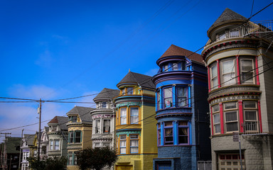 Colorful Victorian Row Houses © Andriy Prokopenko