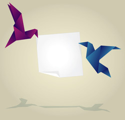 Origami-vogels met lege papieren banner