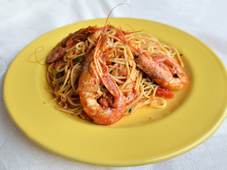 Prawn spaghetti