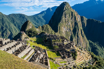 Machu Picchu ruins peruvian Andes  Cuzco Peru - obrazy, fototapety, plakaty