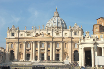 Fototapeta na wymiar Bazylika Pietroa Rzymie (Petersdom, Bazylika Świętego Piotra)