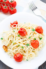 Spaghetti with roasted tomatoes and herbs