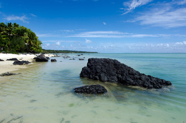 Obraz premium Landscape of Arutanga island in Aitutaki Lagoon Cook Islands