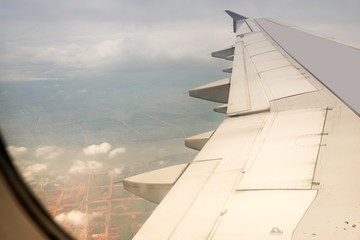 Wing aircraft in altitude during flight