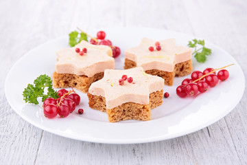 gingerbread with foie gras