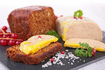 goose liver and gingerbread