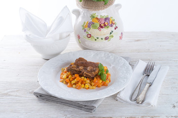 ribs with carrots and maize