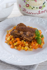 ribs with carrots and maize