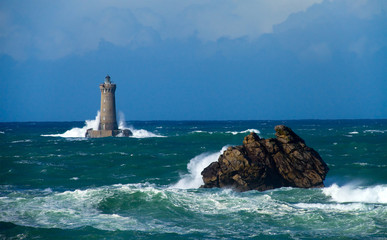 Tempête sur le phare du four, Bretagne