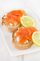 Naklejka na ściany i meble bread with salted salmon