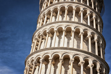 leaning tower of pisa