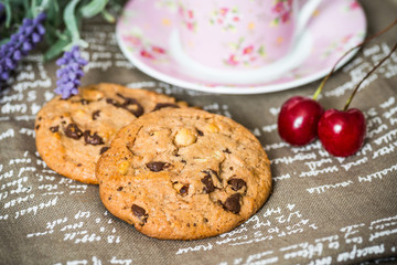 Chocolate chips cookies