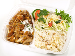 Döner Kebab mit Reis zum mitnehmen