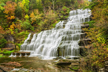 Obraz premium Autumn Waterfall