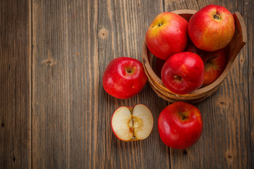 Naklejka na ściany i meble Red apples