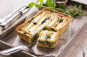 quiche mit Spargel