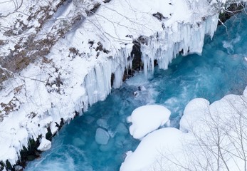 冬のブルーリバー