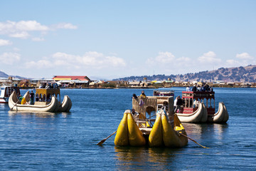 Uros floating islands - Titikaka Lake