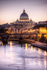 Fototapeta na wymiar St. Peter's cathedral at sundown, Rome