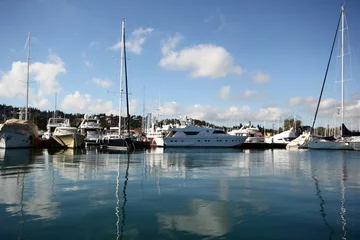 Outdoor kussens yachts in a marina © William Richardson
