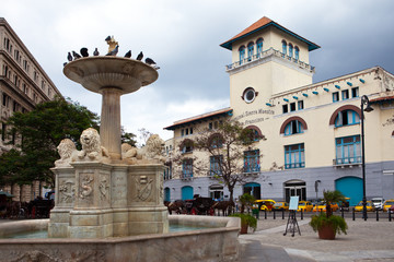 Fototapeta na wymiar Cuba.Havana.Sierra Maestra Havana and San Francisco Square..