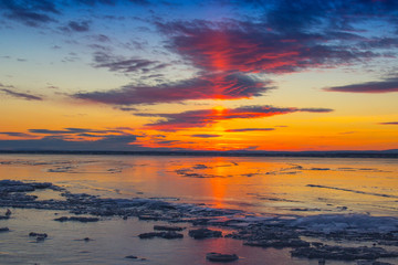 лед на закате