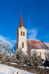 Fototapeta na wymiar zima kościół