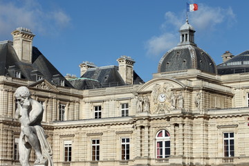 Fototapeta na wymiar Sénat au Palais du Luxembourg, Paris, France