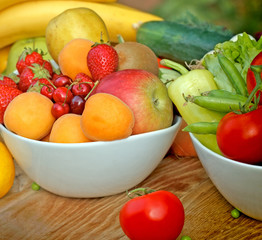 Naklejka na ściany i meble Organic fruits and vegetables