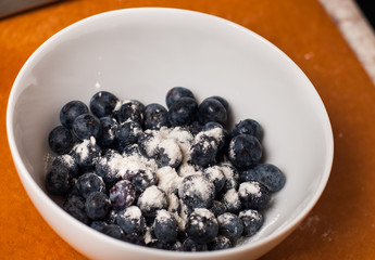 bowl of blueberries 