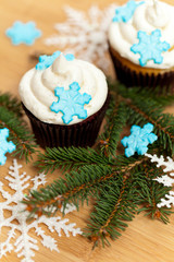 Obraz na płótnie Canvas Christmas theme. Cupcake with snowflake