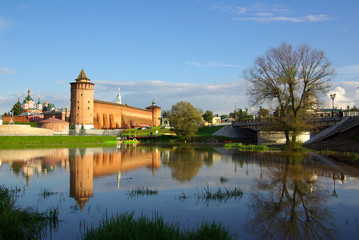 Fototapeta na wymiar Kolomna Kremlin and its reflection in the river, Russia