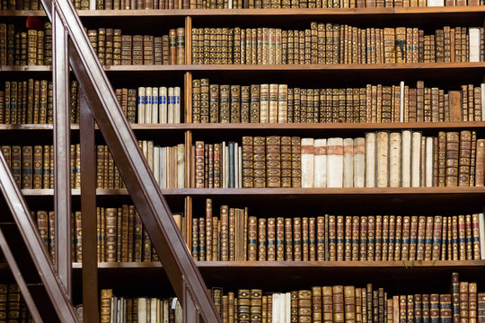 Alte antike B&uuml;cher