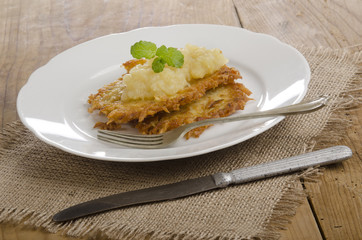 potato pancakes with apple compote