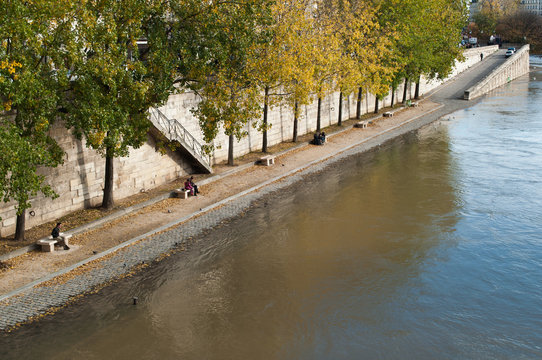quai de Seine innondé  à Paris