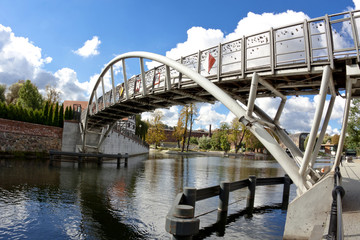 Bridge Lovers - Brda River in Bydgoszcz - Poland - obrazy, fototapety, plakaty