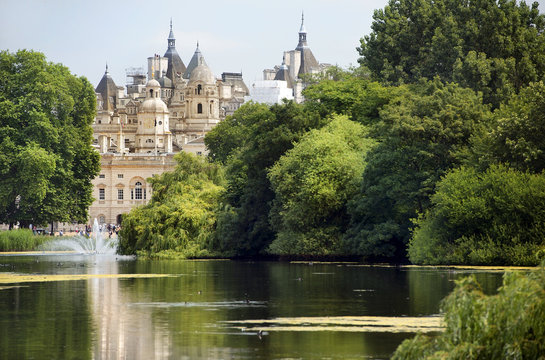 Fototapeta saint james park and Palace, london