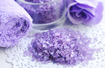 Obraz na płótnie Canvas Sea lavender bath salt. Spa concept