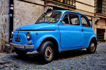 ROME - SEPTEMBER 20: A Fiat 500 on September 20, 2013 in Rome. F