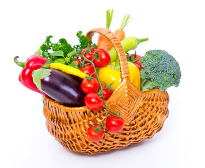 Fresh, organic vegetables in the basket