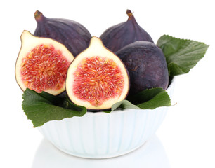 Ripe figs in bowl isolated on white